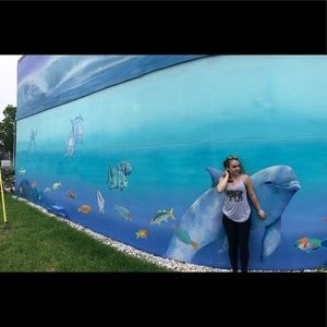 Meet your Posher, Dominique